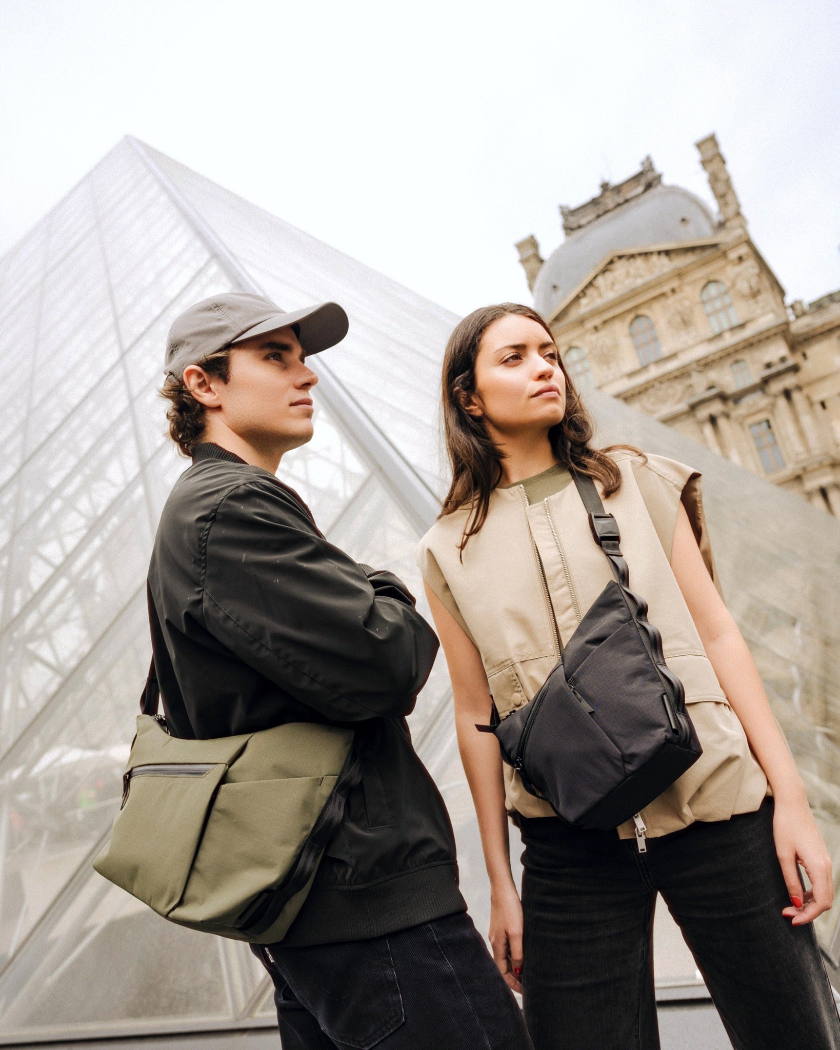 ALPAKA Flow Satchel  多功能側肩包 210D