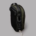 Metro Sling V2 採用 X-Pac® 防水面料及 YKK Aquaguard 拉鍊，全天候防護