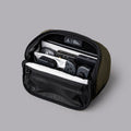 ALPAKA Vertex Pouch Mini，內部包含柔軟隔層與靈活分隔板，適合精準收納電子配件