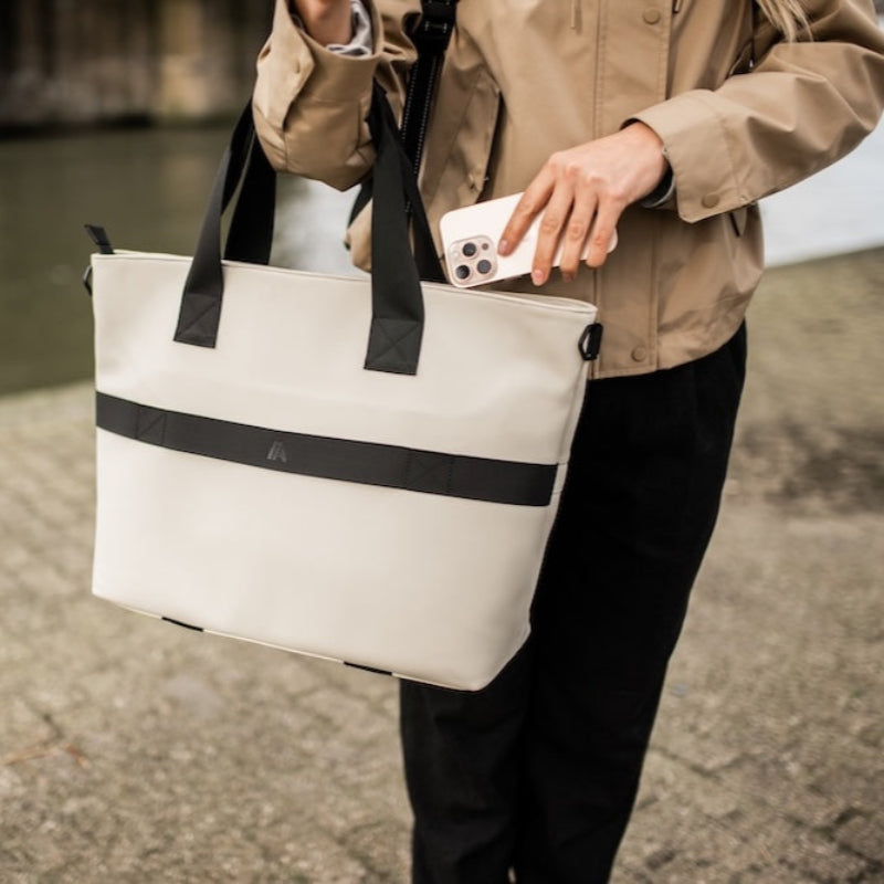 Airback TOTE 適用於日常通勤、商務旅行及戶外活動