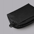 Flight Sling 提供多種顏色選擇，包括黑色 X-Pac VX42 與綠色  X-Pac VX42