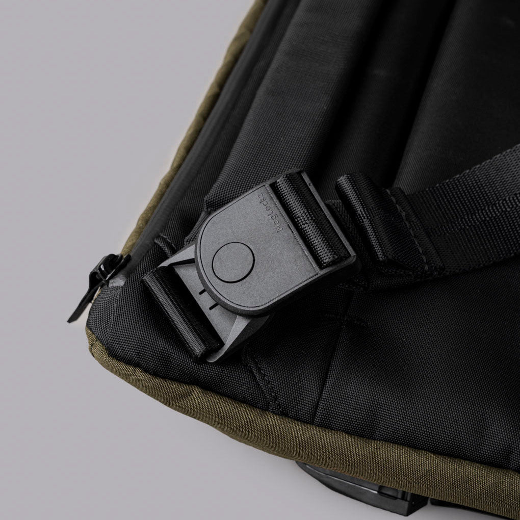 ALPAKA Bravo Sling Max V2 防水防盜側肩包 - 商務與日常兼具的百搭單肩包
