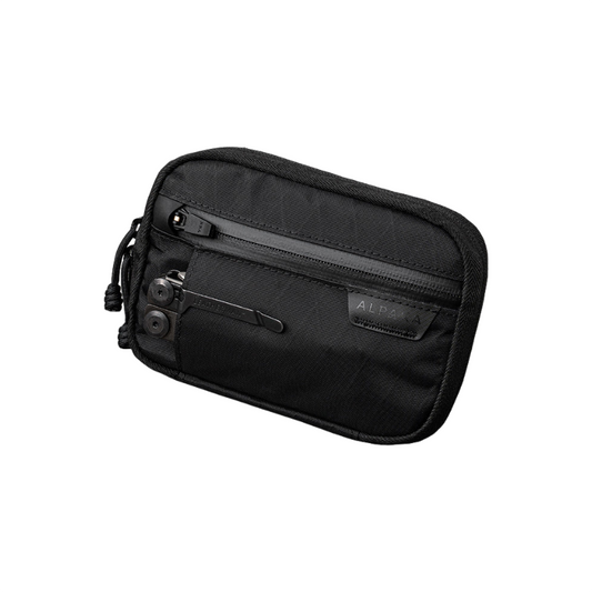 ALPAKA Admin Pouch Pro 多功能收納包，輕便設計，適合日常和戶外使用