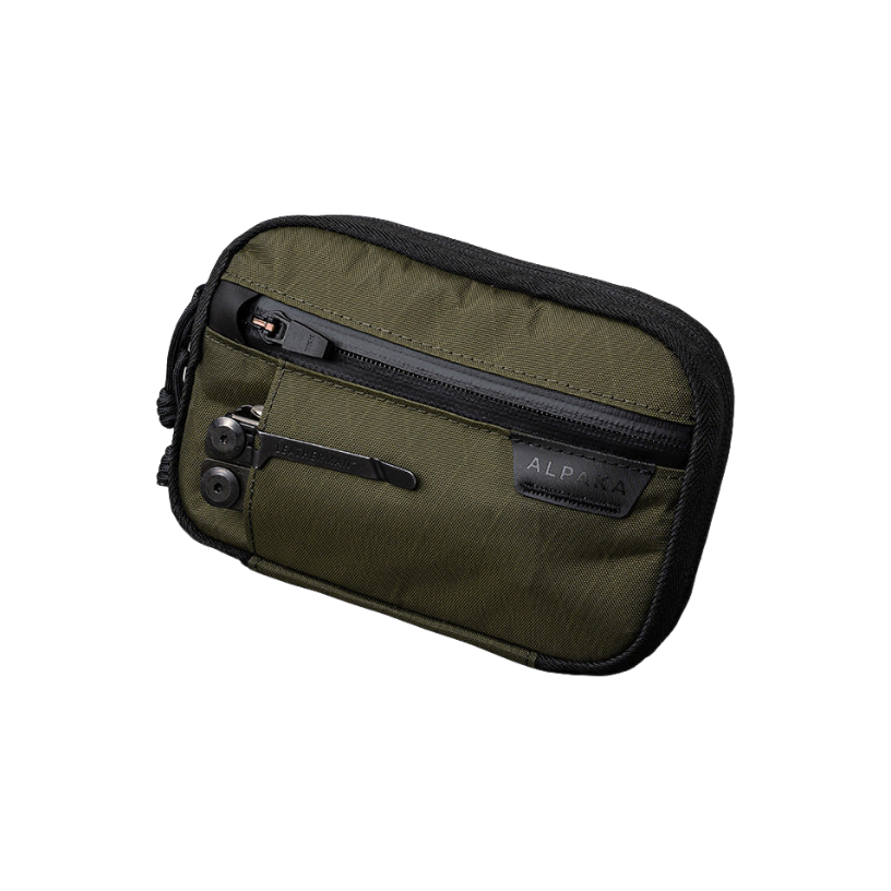 ALPAKA Admin Pouch Pro 多功能收納包，輕便設計，適合日常和戶外使用