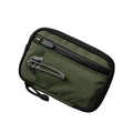 ALPAKA HUB Pouch V2 綠色款展示，輕量便攜多功能收納包。