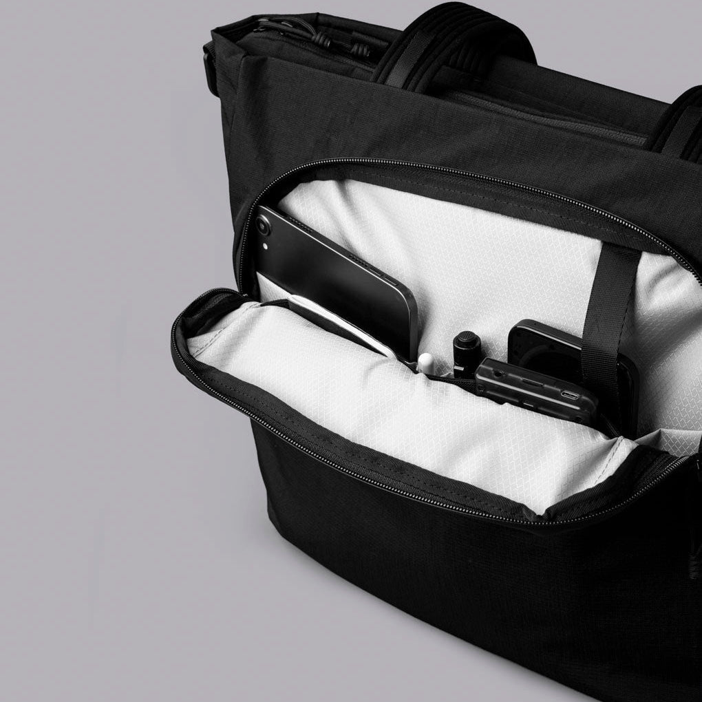ALPAKA BRAVO TOTE V2 內置水樽位（8.5cm）｜主艙固定不倒
