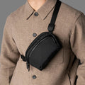 ALPAKA Flight Sling 1L 側肩包｜採用防潑水 Axoflux 210D 或 防水X-Pac 面料