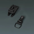 ALPAKA HUB Tactical Clip 多功能夾扣｜採用 Fidlock® 磁吸技術與注塑聚合物材質

