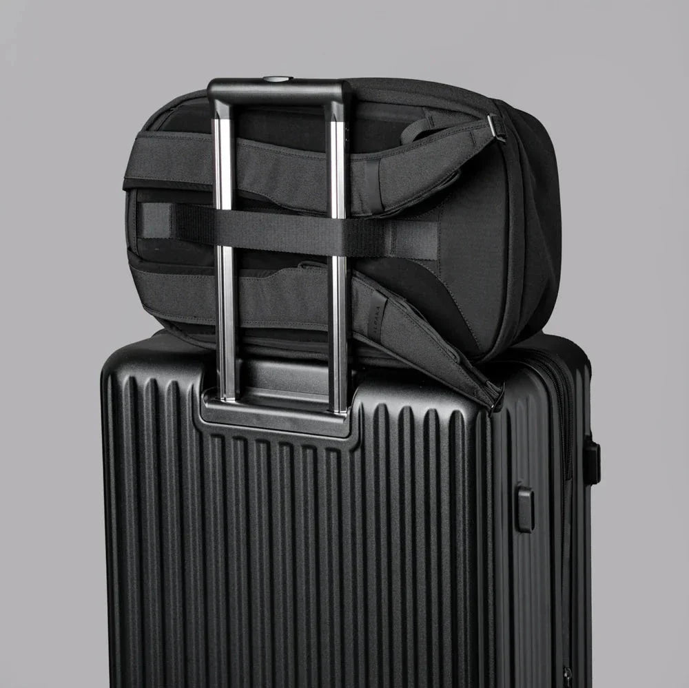 ALPAKA Metro Backpack Pro 背囊｜Axoflux 600D 與 X-Pac® VX42 兩種材質