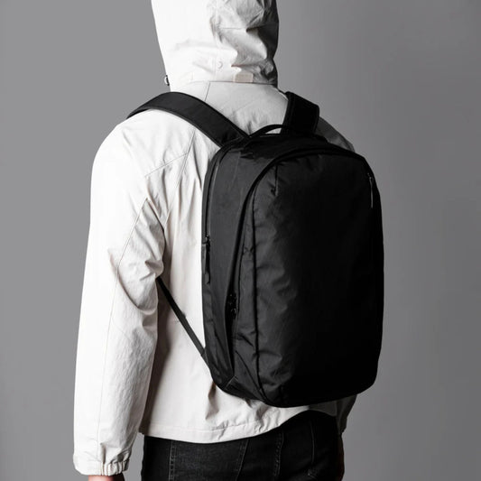 ALPAKA Metro Backpack Pro 背囊｜輕便耐用，通勤與旅行的最佳伴侶